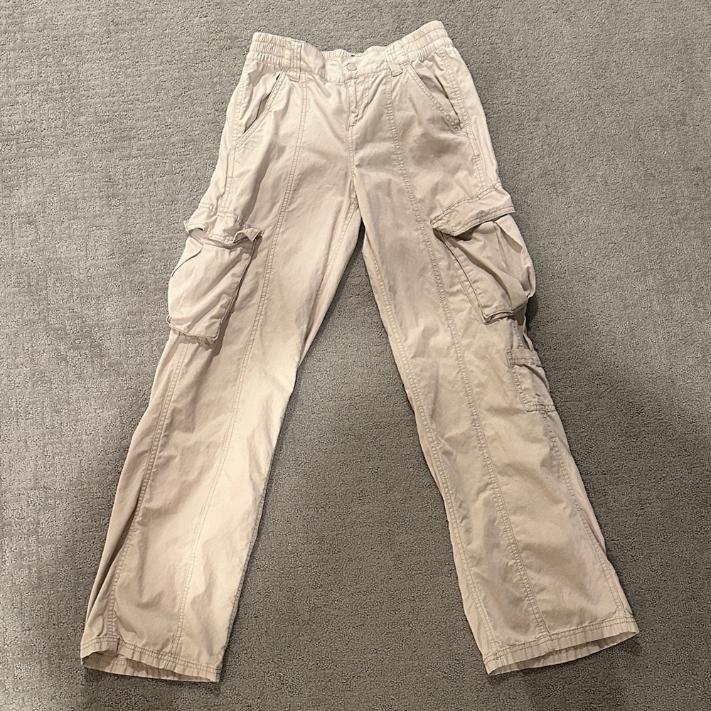 H&M Light Tan Cargo Pants for Women